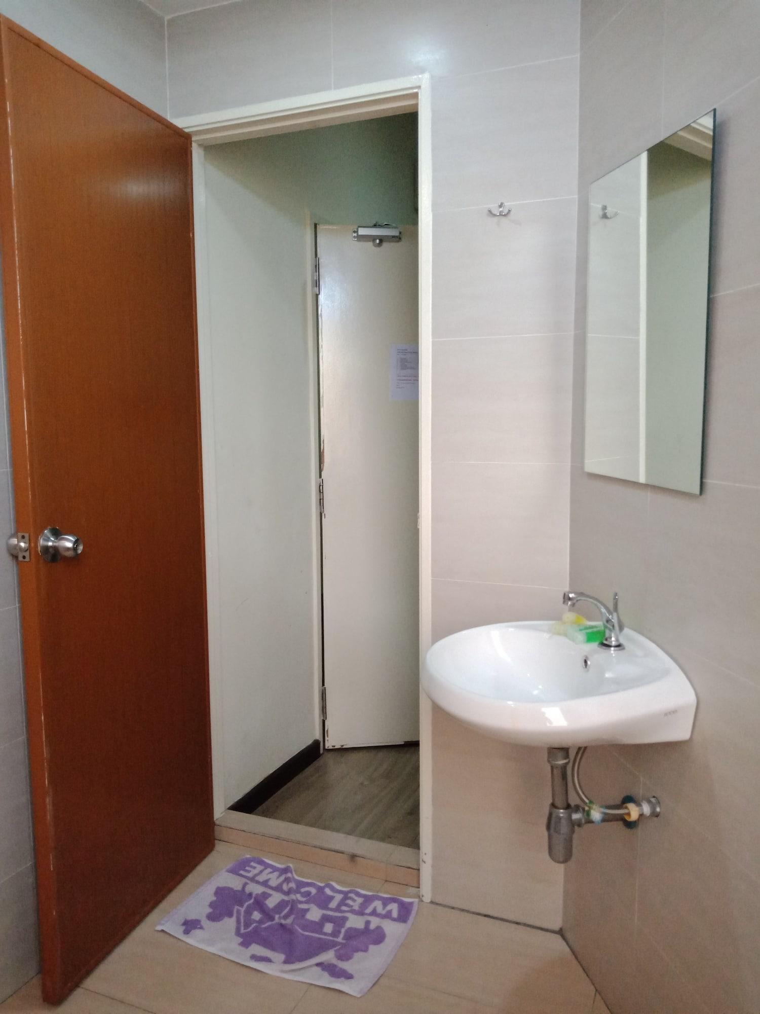 Hotel Zamburger Bukit Segar Cheras Ngoại thất bức ảnh