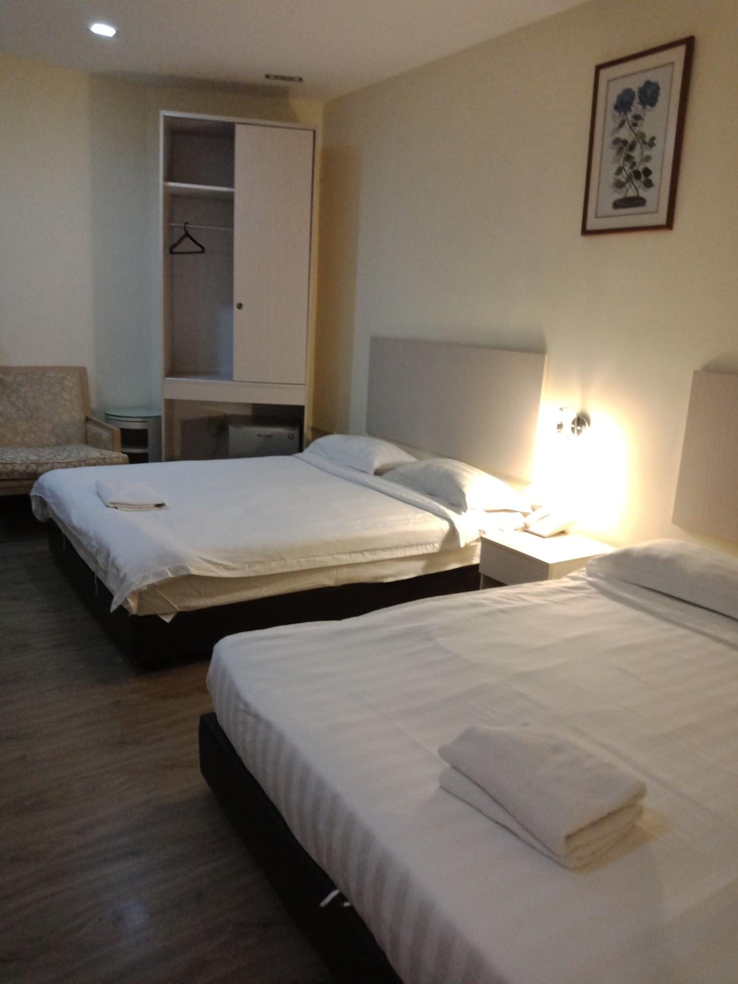 Hotel Zamburger Bukit Segar Cheras Ngoại thất bức ảnh