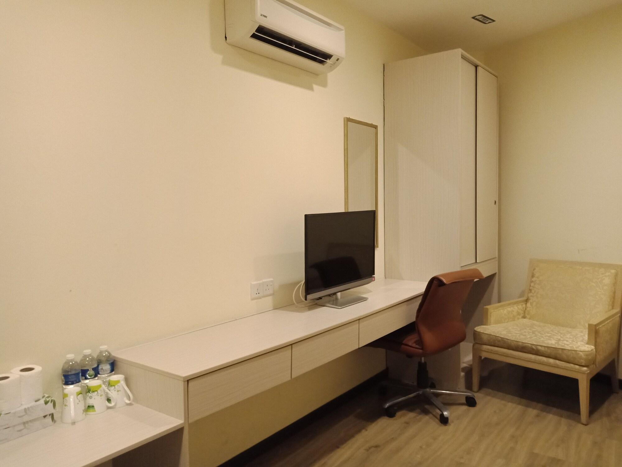 Hotel Zamburger Bukit Segar Cheras Ngoại thất bức ảnh