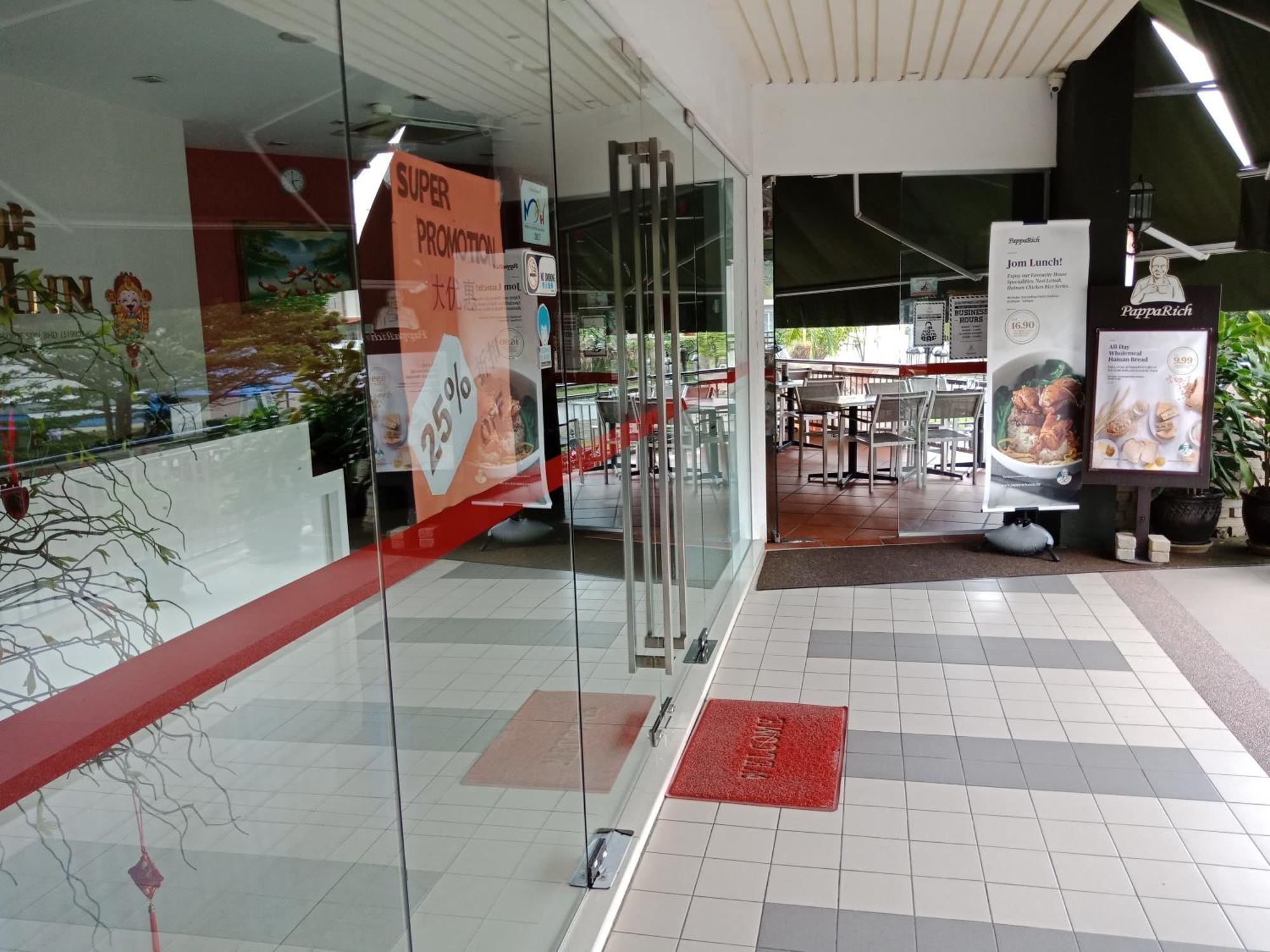 Hotel Zamburger Bukit Segar Cheras Ngoại thất bức ảnh